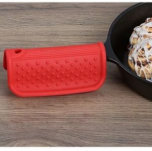 Dexas silicone pot holder/pot handle